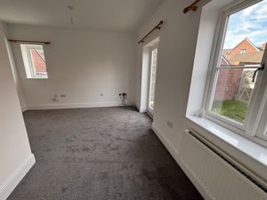 Sitting Room (1)- click for photo gallery